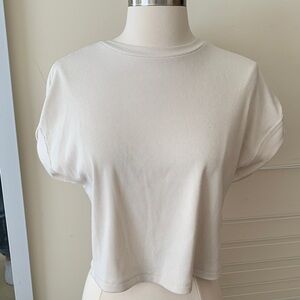 Crème Women's Crop Top